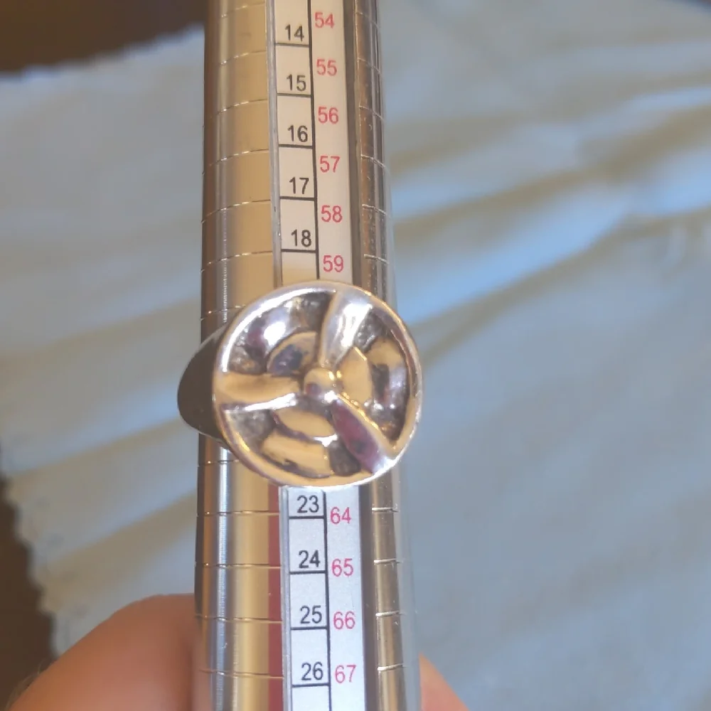 UNO de 50 Airplane Propeller Ring size 10 - Picture 1 of 7